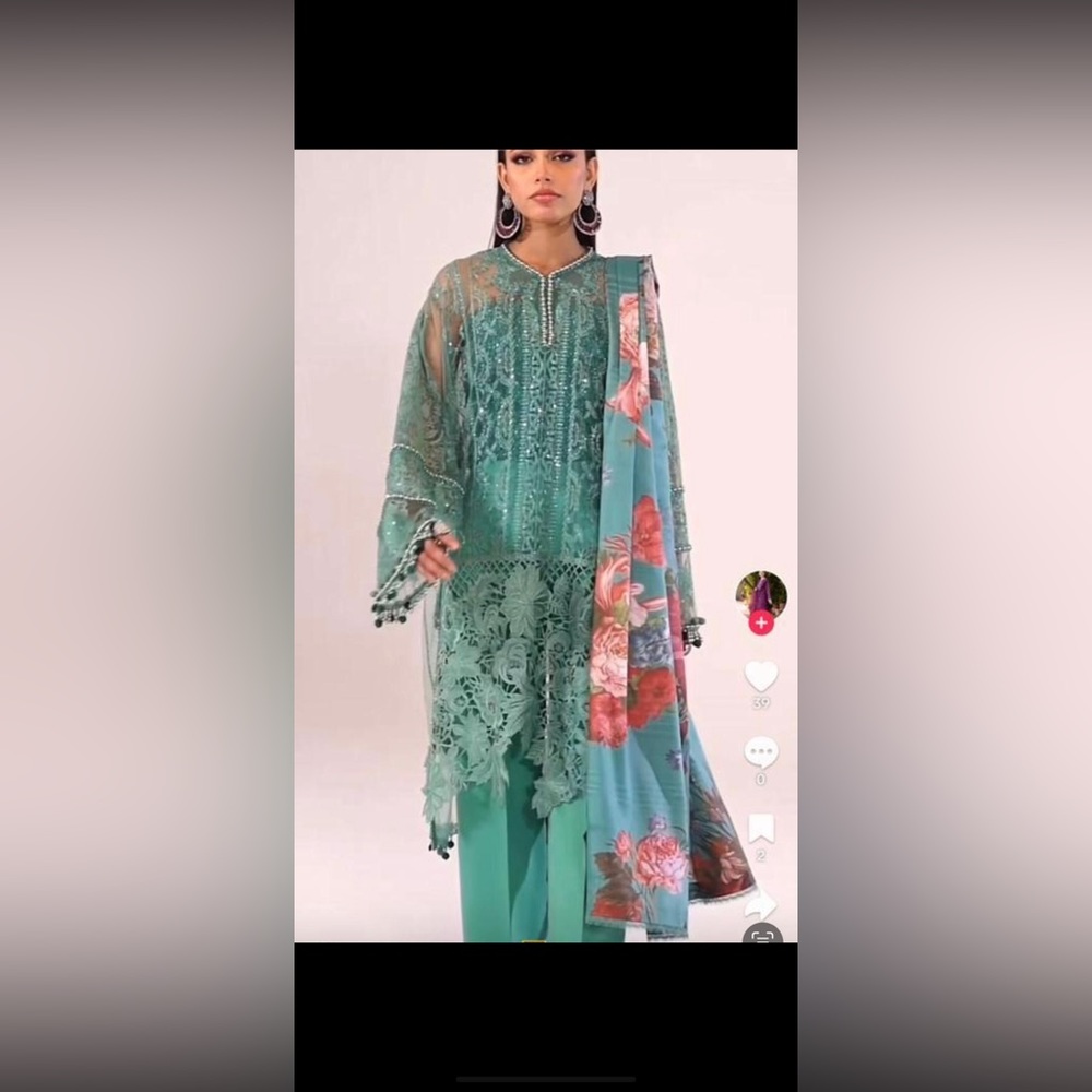 Pakistani dresses Sana safinaz